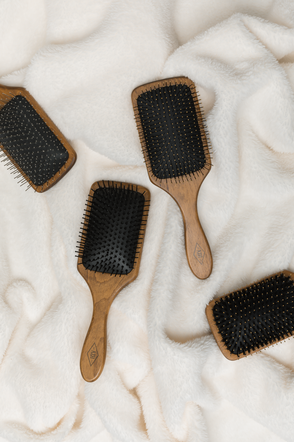 AZH Wood Paddle Brush / Unstress